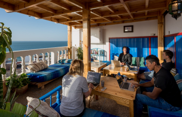 Travelling with a laptop, some tips on privacy